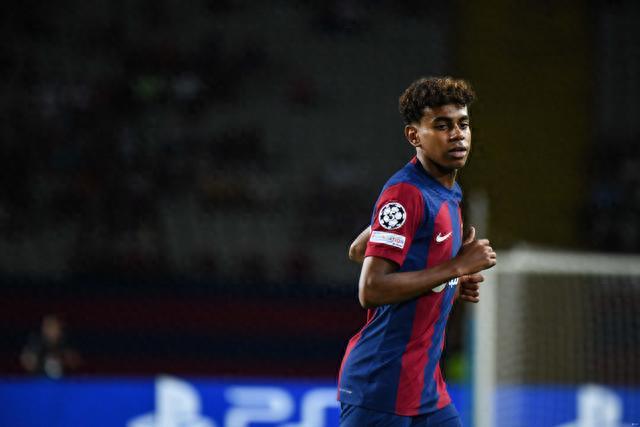 两队在半场 两队在半场